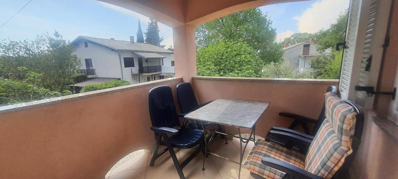 Apartments Ivanka G Malinska Exterior foto